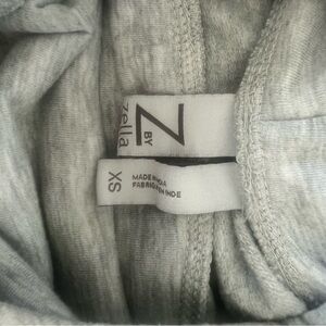 Zella cropped hoodie XS